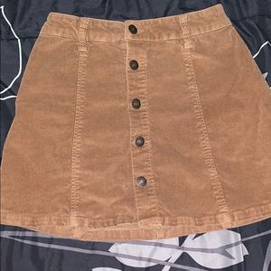 Brow button skirt